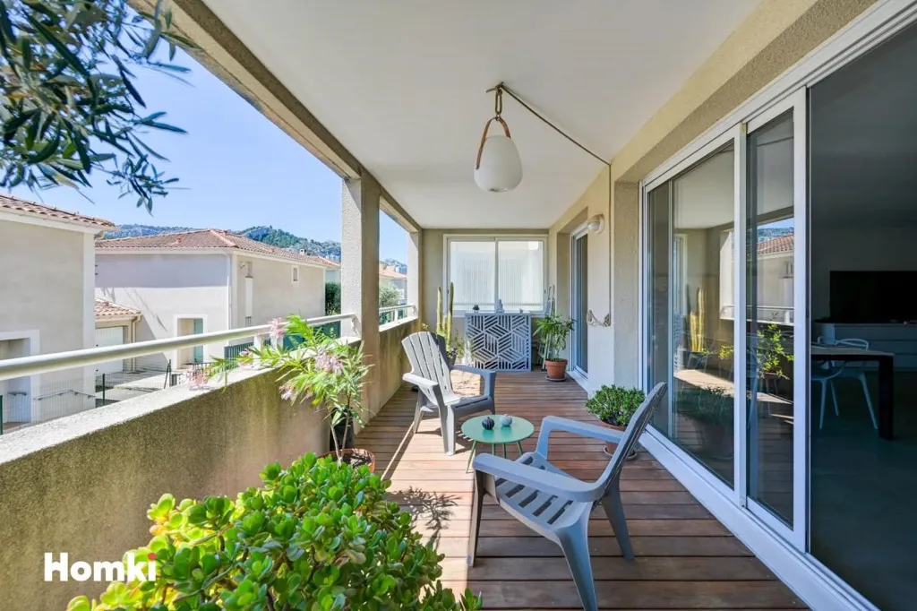 Balcon - Appartement T4 Traversant avec Terrasse à Marseille