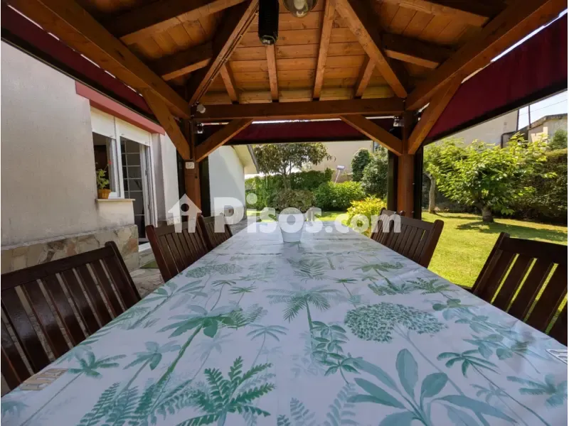 Terrace - Single-Storey Chalet with Private Pool in San Mamés de Aras