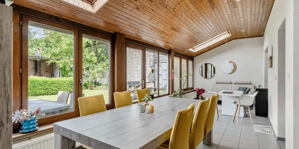 Dining Room - Spacious House with Garden in Oud-Heverlee