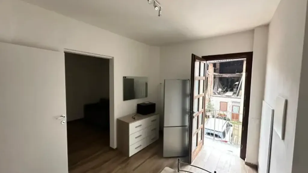 Bedrooms - Twin-Storey Apartment with Kitchen-Diner in Cameri