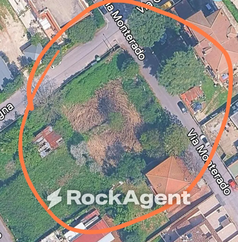 Vue aérienne - Developable Land with Approved Project in Castelverde