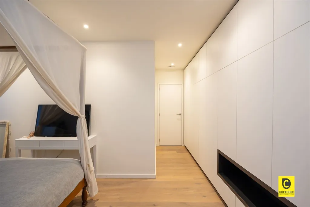 Chambres - Maison Moderne avec Terrasse à Niel