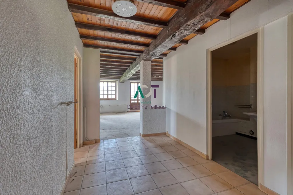 Esik - Charming 4-Bed Flat with Garden in Haut-Meylan