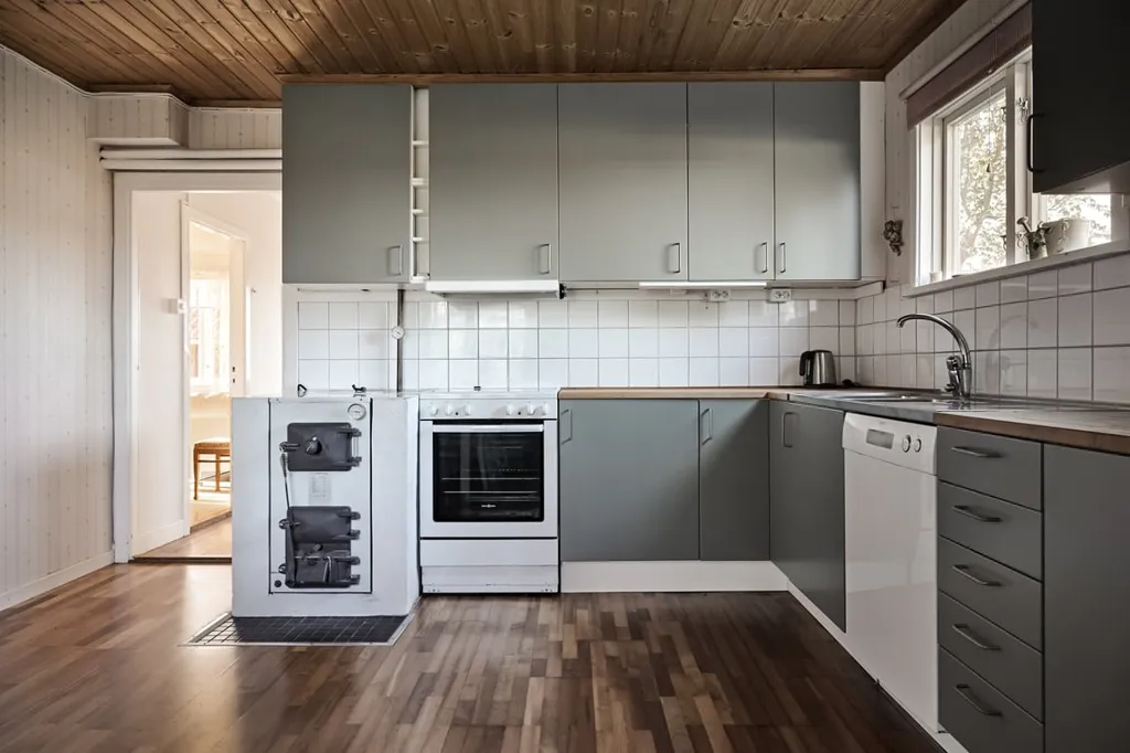 Kitchen - Charming Villa with Atelier on Visingsö