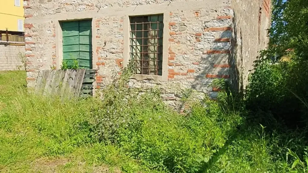 Exterior - Rustic Property to Renovate in Capannori