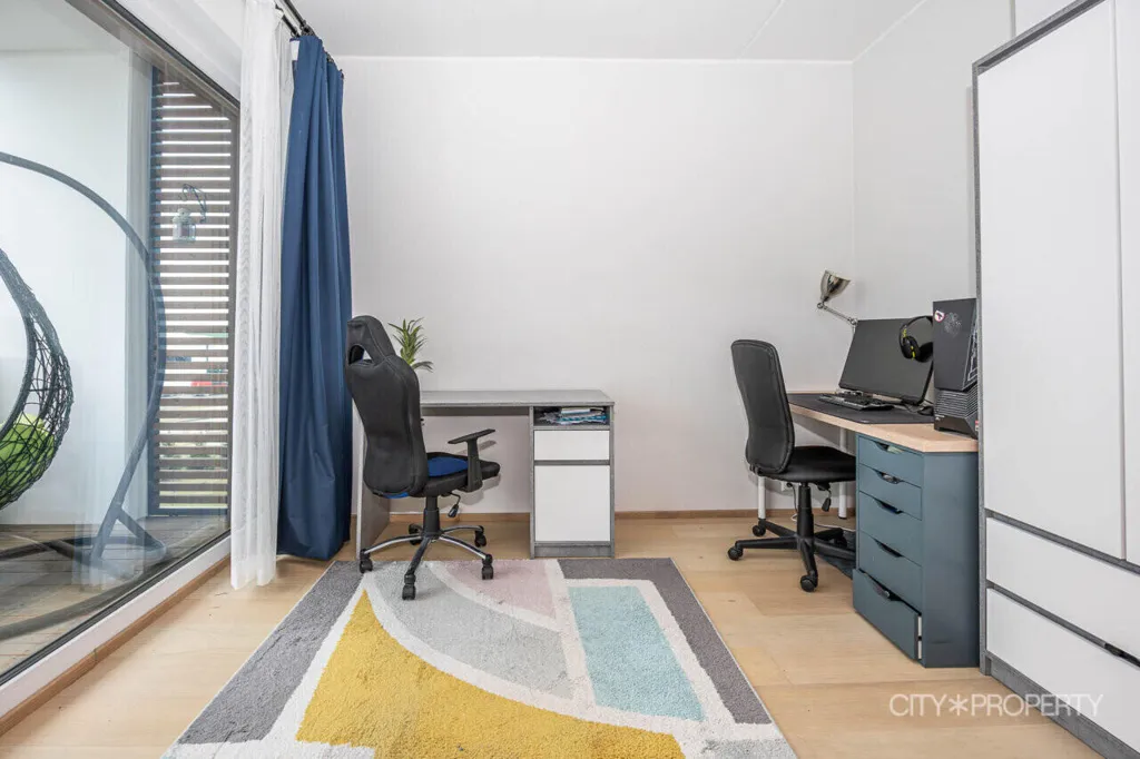 Bureau - Modern Apartment with Sauna in Tabasalu