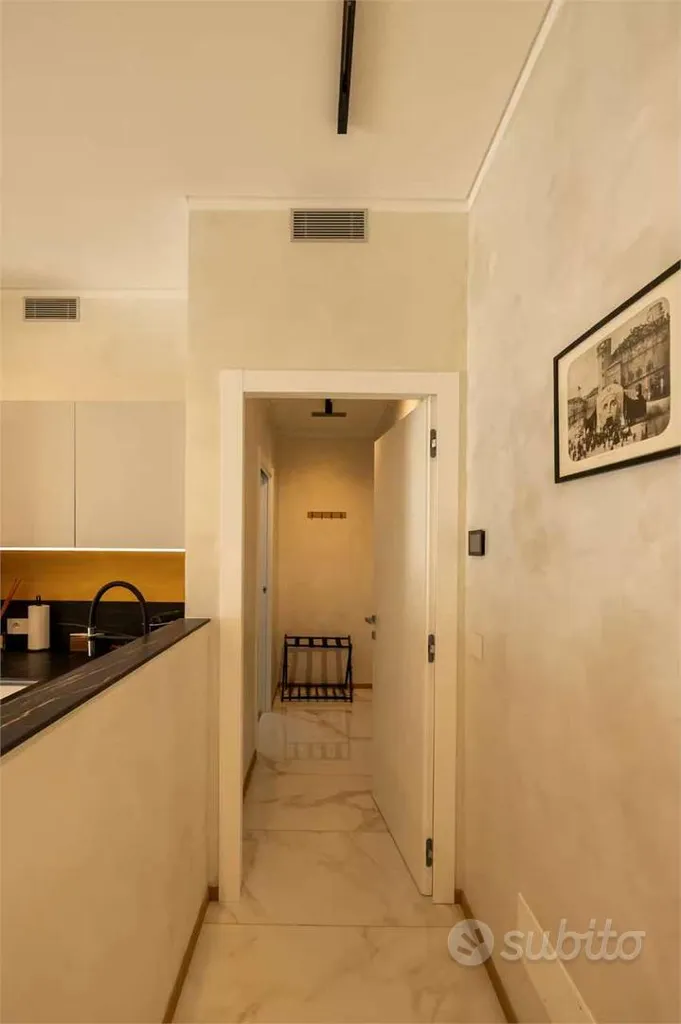 Cuisine - Restored Two-Bedroom in Central Turin