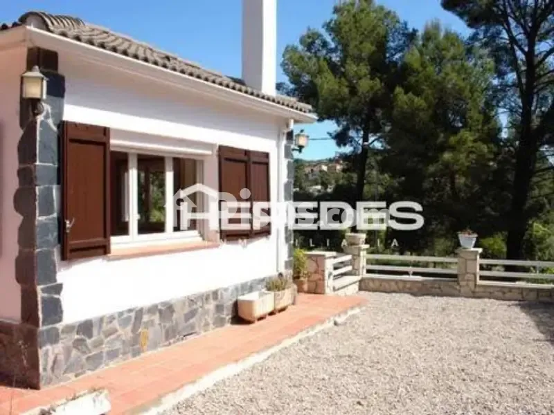 Välivaade - Chalet with Terrace in Torrelles de Llobregat