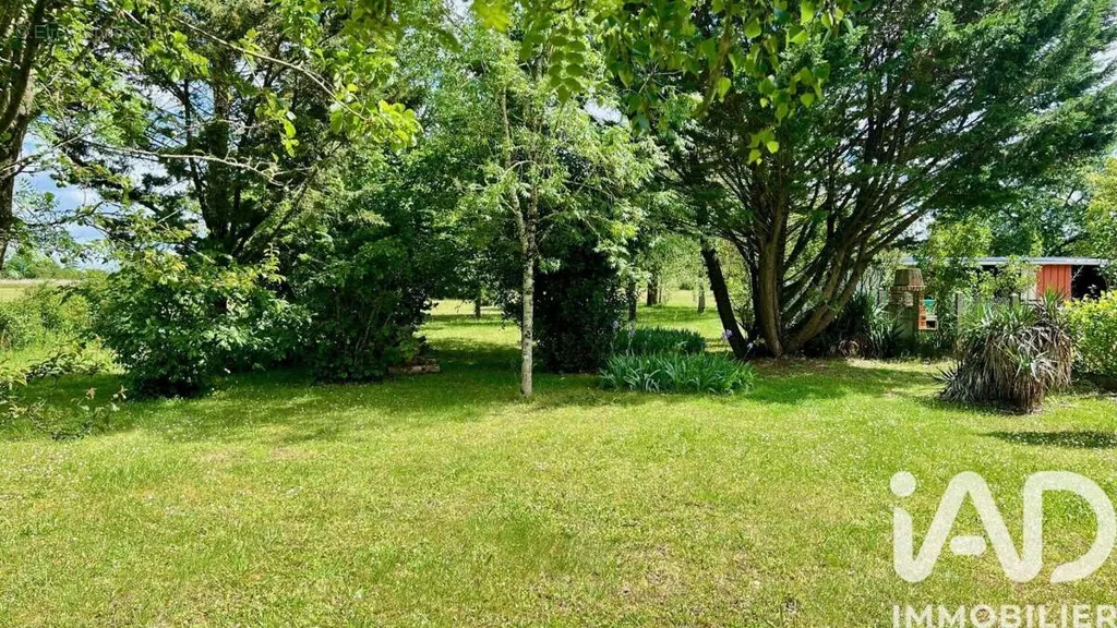 Garden - Constructible Plot near Amboise