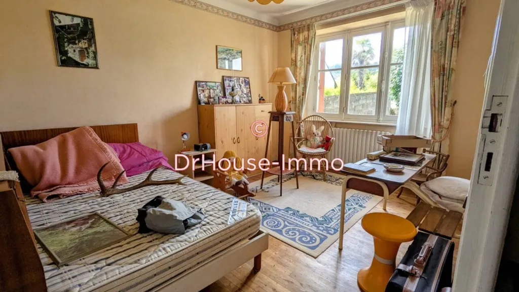 Magamistoad - 7-Piece House with Garden in Quimper