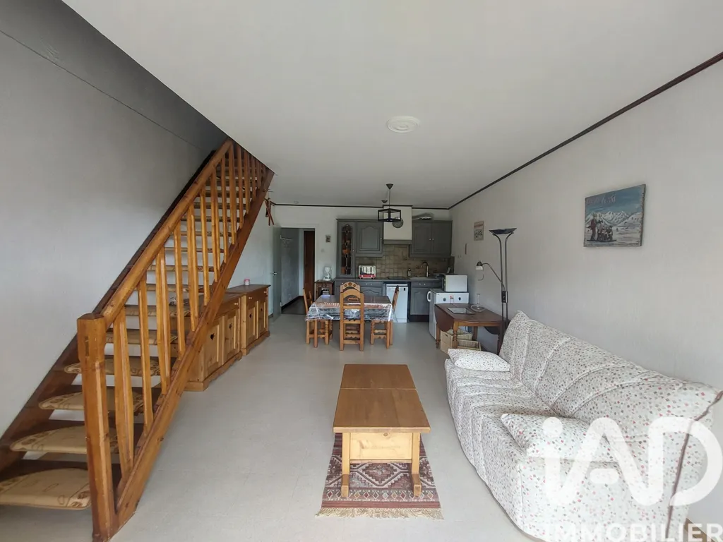 Séjour - Duplex avec balcon à Gréolières 1400