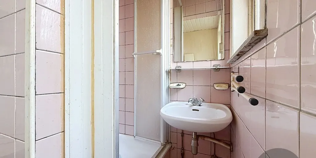 Salles de bain - Studio avec Salle de Nuit à Blankenberge, Proche de la Mer