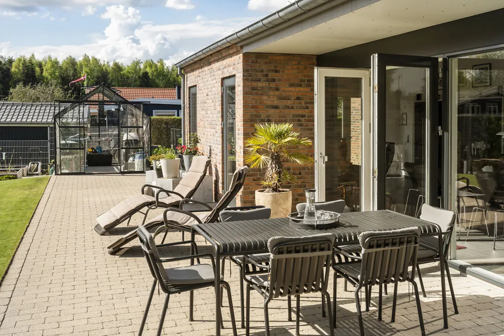 Terrace - Modern Luxury Villa with Spa in Juelsminde