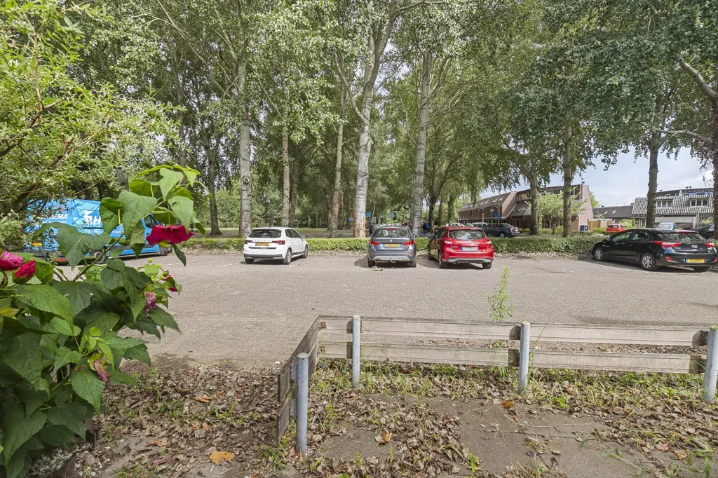 2 magamistoaga maja asukohas Almere