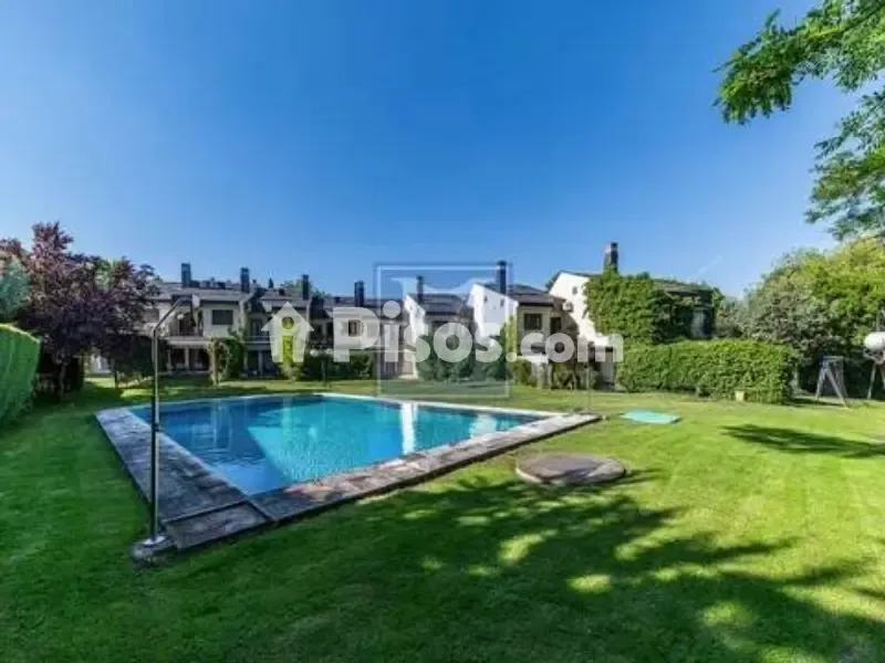 Pool - Penthouse with Pool in El Soto de la Moraleja