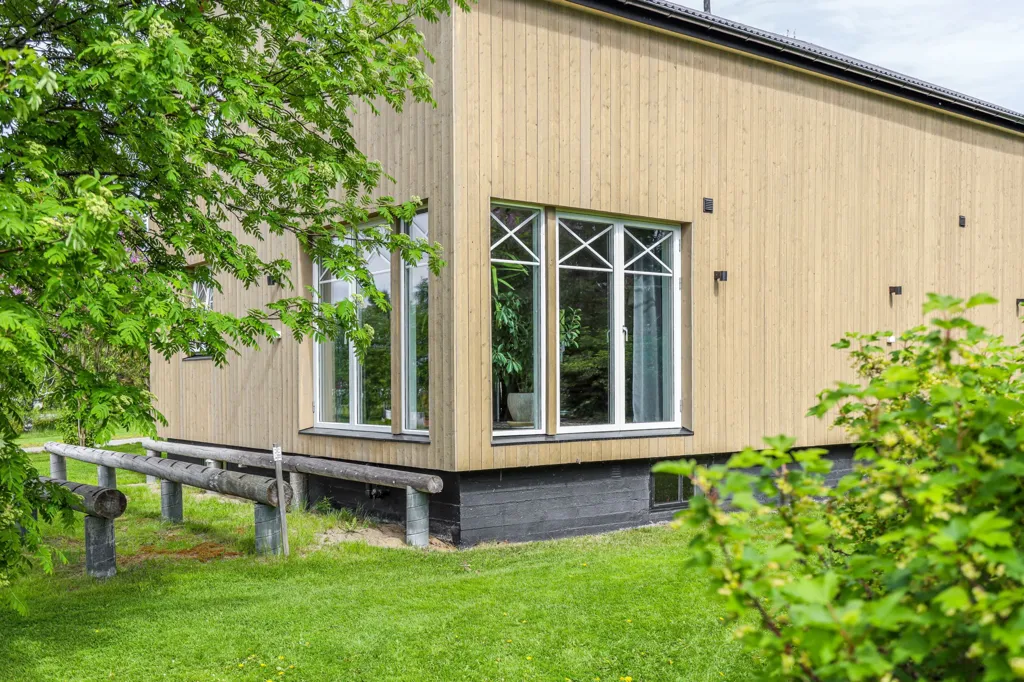 Esterno - Renovated Villa with Workshop in Degernäs