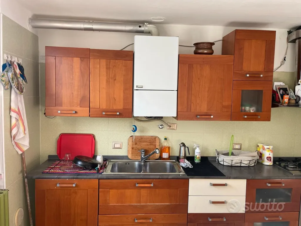 Cuisine - Room for Rent with Balcony in Dalmine