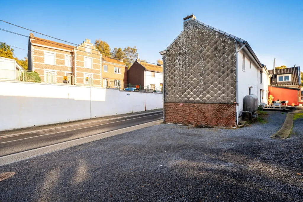 Välivaade - Renovatable House with Garden in Wonck