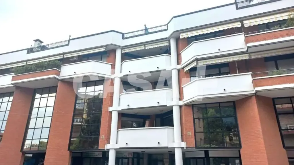 Välivaade - Modernised Studio with Balcony in Varese