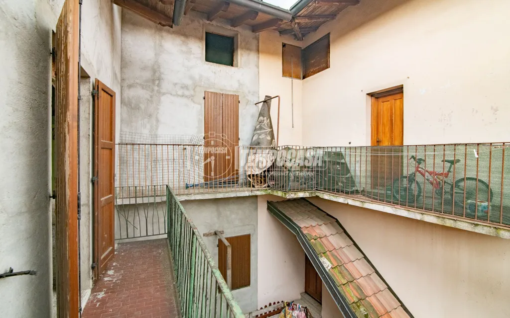 Aed - Terraced House in Historic Centre, Pagazzano