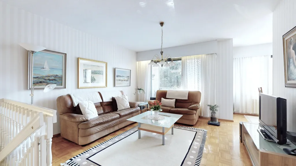 Séjour - Modernised Apartment with Terrace in Salo Centre