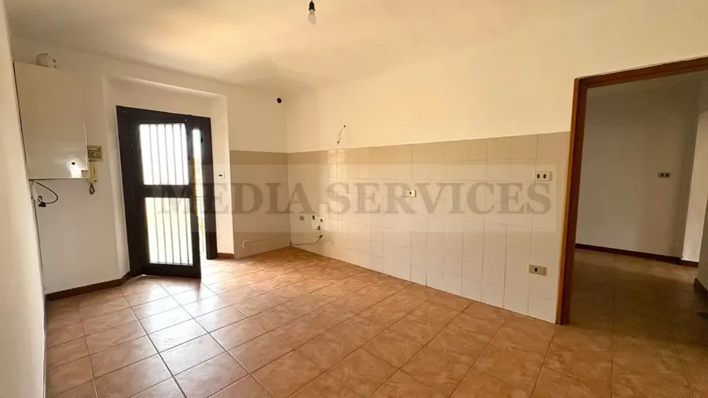 Esik - Terraced Apartment with Balcony in Garlasco