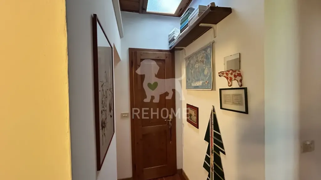 Esik - Terraced Villa with Private Parking in Udine