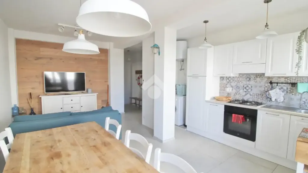 Séjour - Modernised Apartment with Balcony in Campomarino