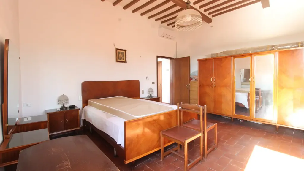 Chambres - Rustic Tuscan-Style Apartment in Capraia e Limite