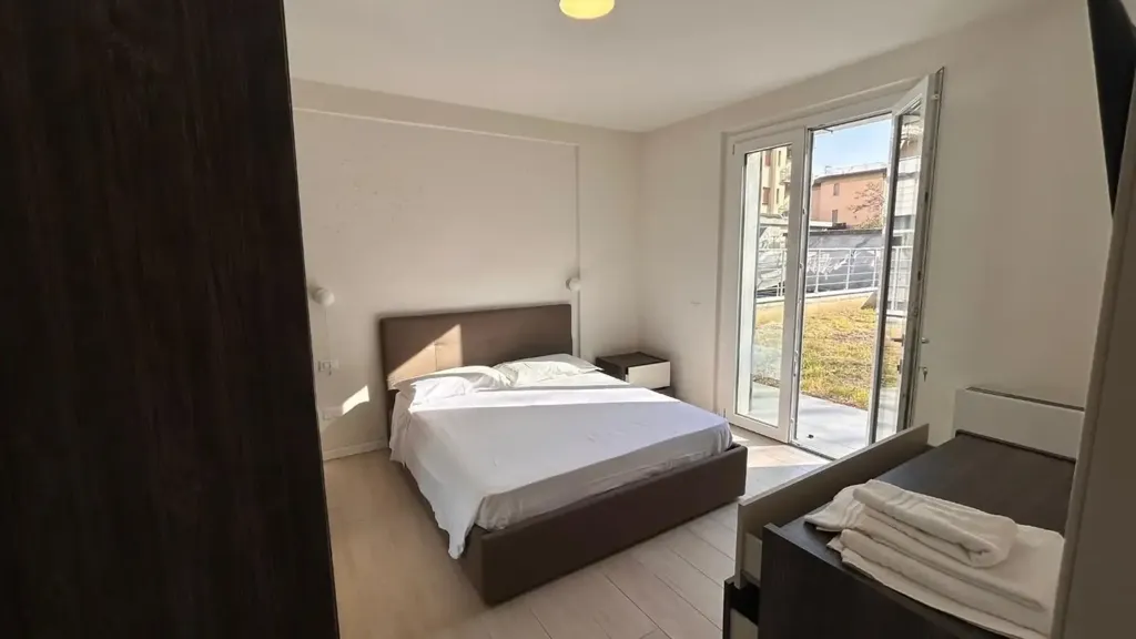 Chambres - New Triplex with Garden in Empoli