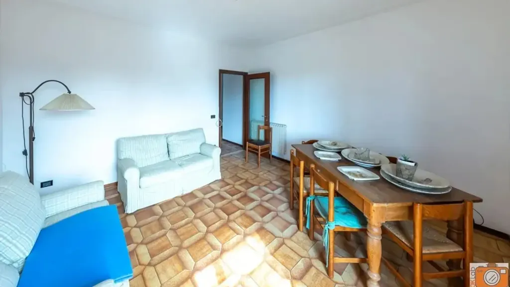 Salle à manger - Trilocale with Panoramic View in Traversetolo