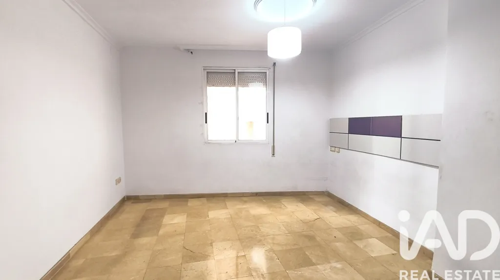 Rooms - Apartment with Central Location in Alicante
