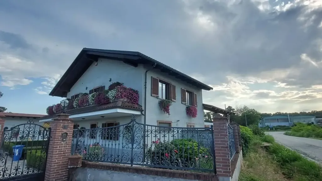 Extérieur - Villa with Garden and Pool in San Benigno Canavese