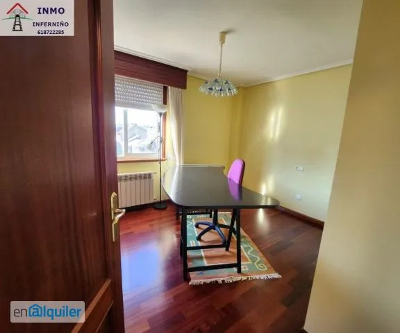 Söögituba - Furnished Flat with Balcony in Ferrol