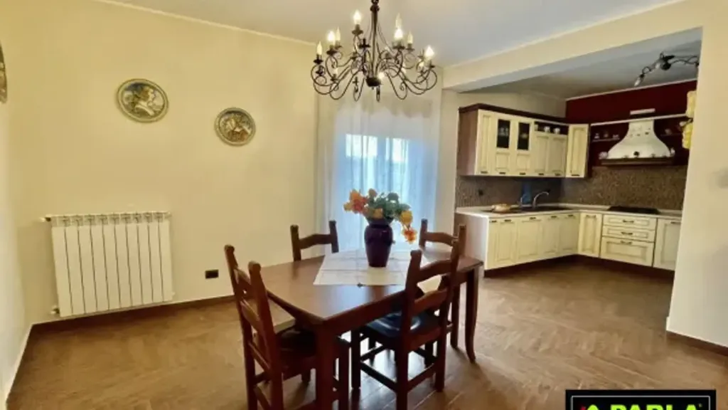 Söögituba - Modernised Apartment with Balcony in Canicattì