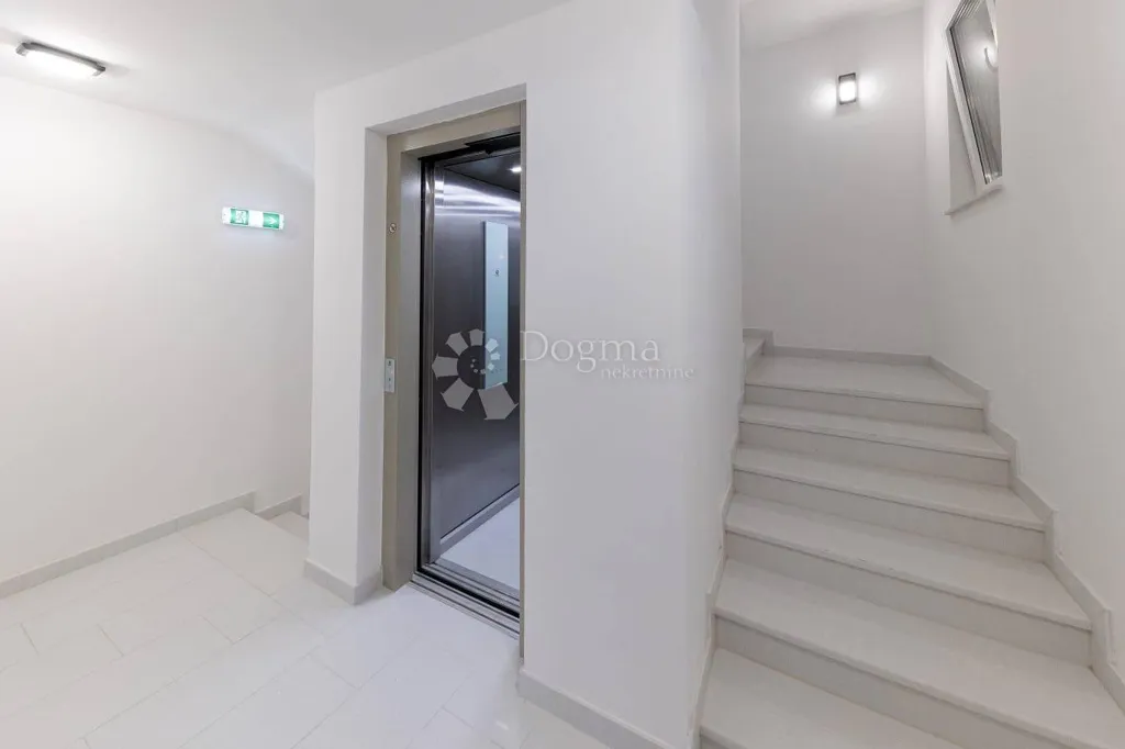 Hallway - Designer Apartment with Sea View in Crikvenica