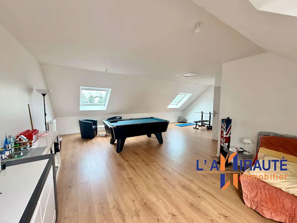 Maison 8 pièces à Houilles