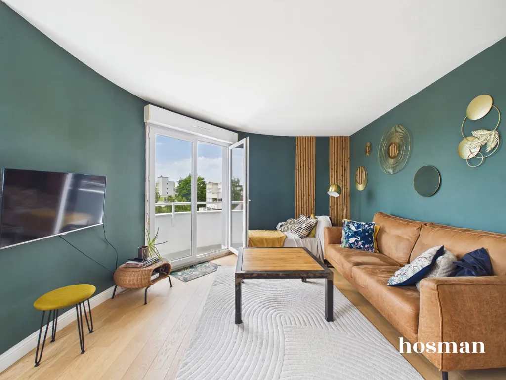 Living Room - T3 Apartment with Balcony in Rezé