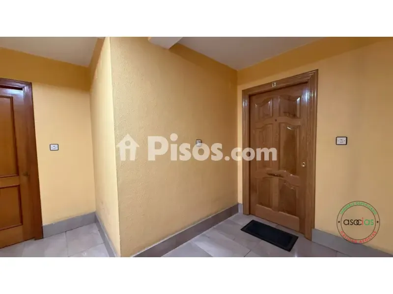 Esik - Apartment with Balcony in Aller