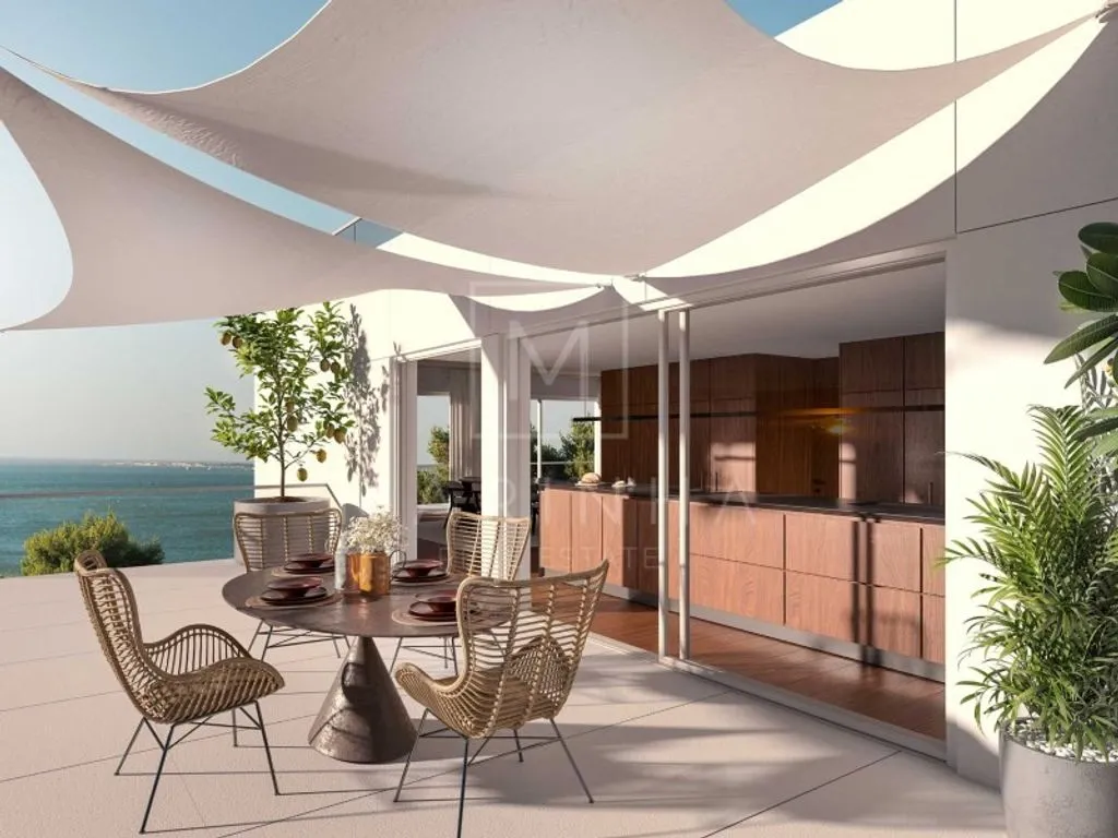 Terrass - Luxury Penthouse with River View in Oeiras