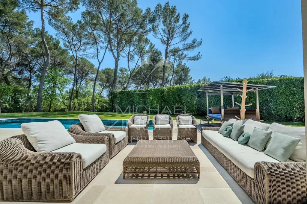 Terrasse - Villa au Calme avec Piscine à Mougins