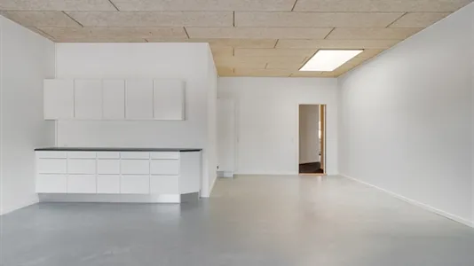 Rooms - Modern Office with Reception in Odense SØ