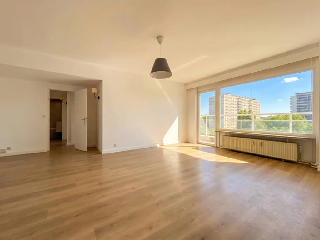 2-Bedroom Apartment with Balcony View in Central Location