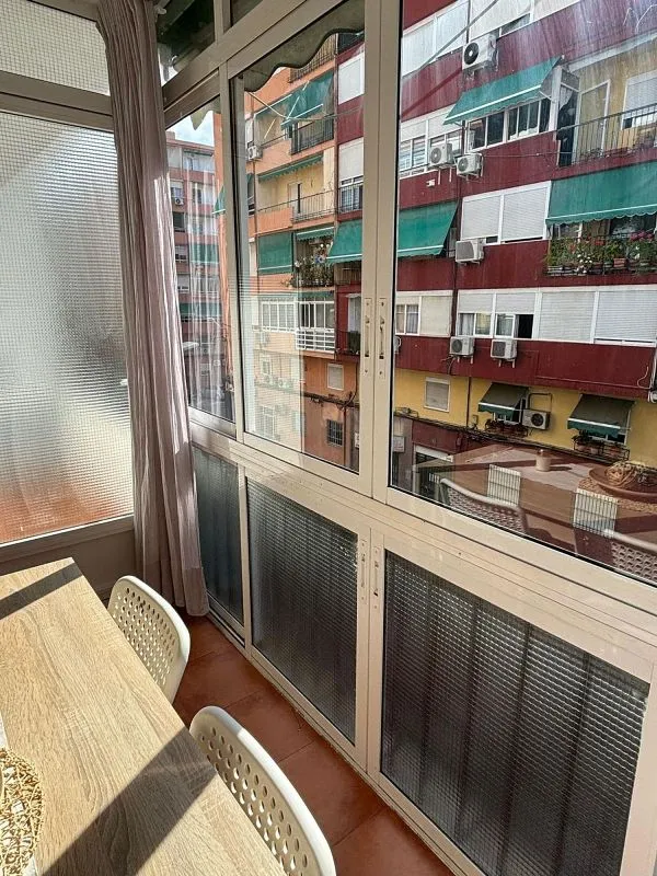 Rõdu - Furnished Flat with Balcony in Maestro Luis Torregrosa