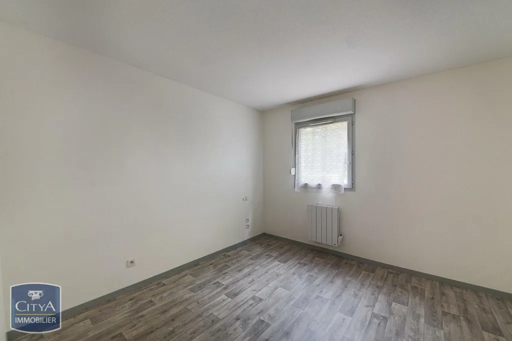 Toad - Ground Floor Apartment with Terrace in Sorèze