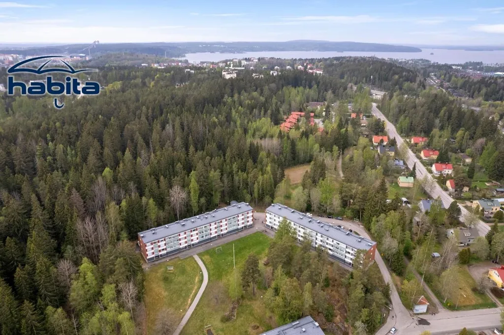 Õhuvaade - Spacious Triplex with Balcony in Kivimaan