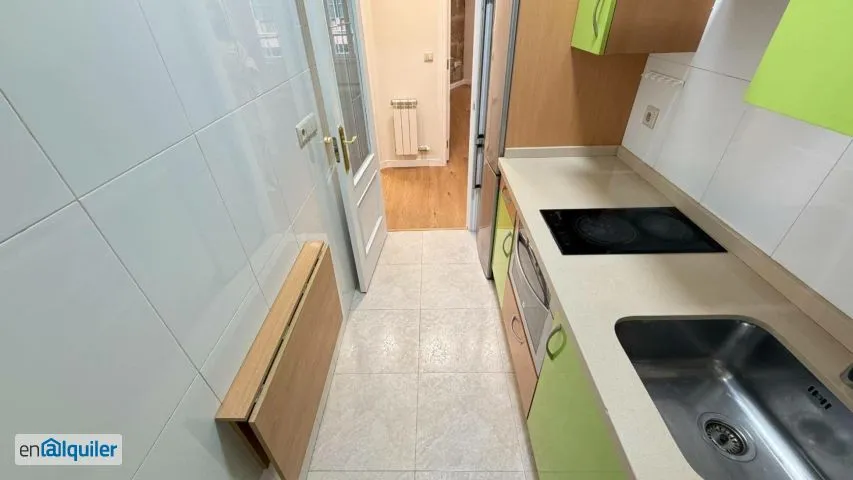 Cuisine - Modernised Flat with Lift in Old Town, Vigo