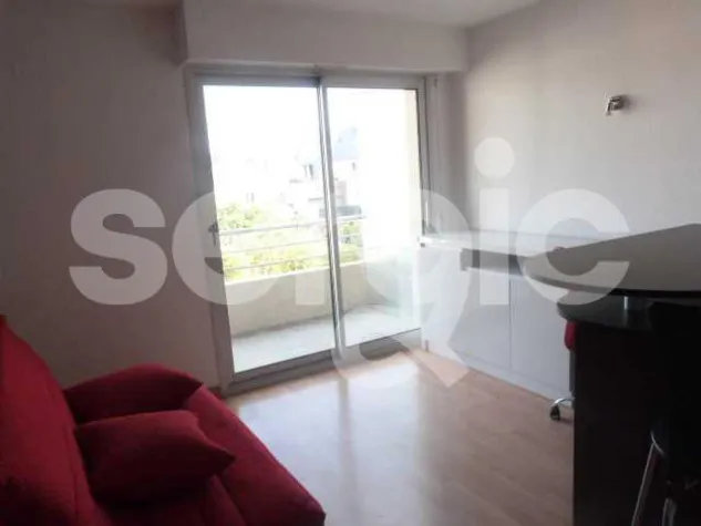 Elutuba - Studio with Balcony near Catho