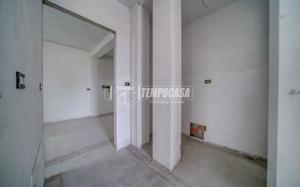 hallway_entrance