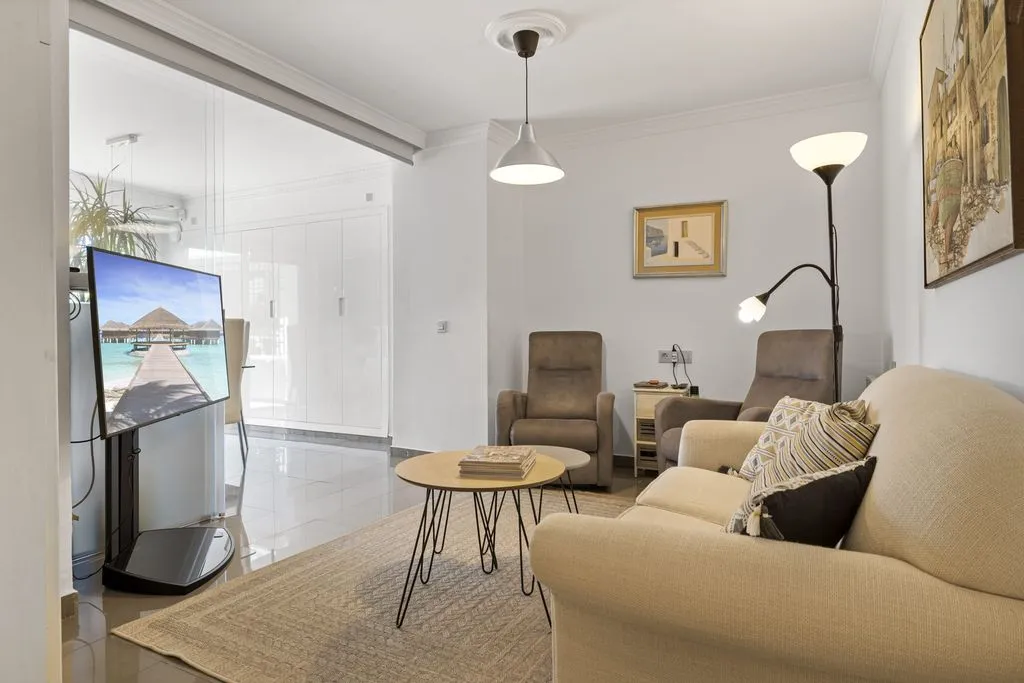 Living Room - Luxury Townhouse with Pool in Marbella